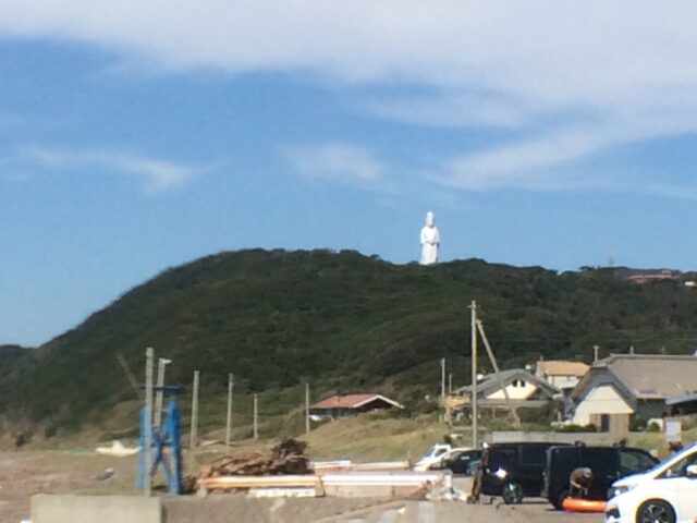 新舞子海水浴場から東京湾観音を望む(周辺)